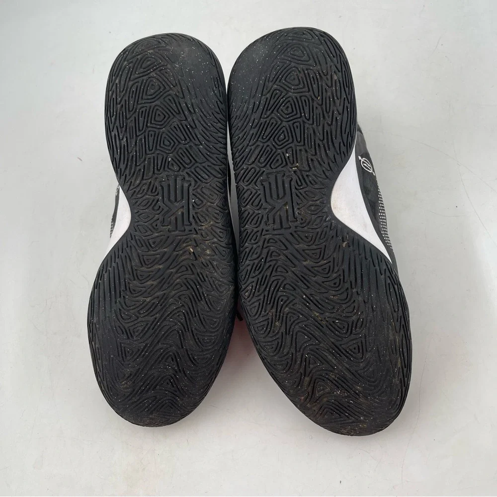 Nike excellent preowned